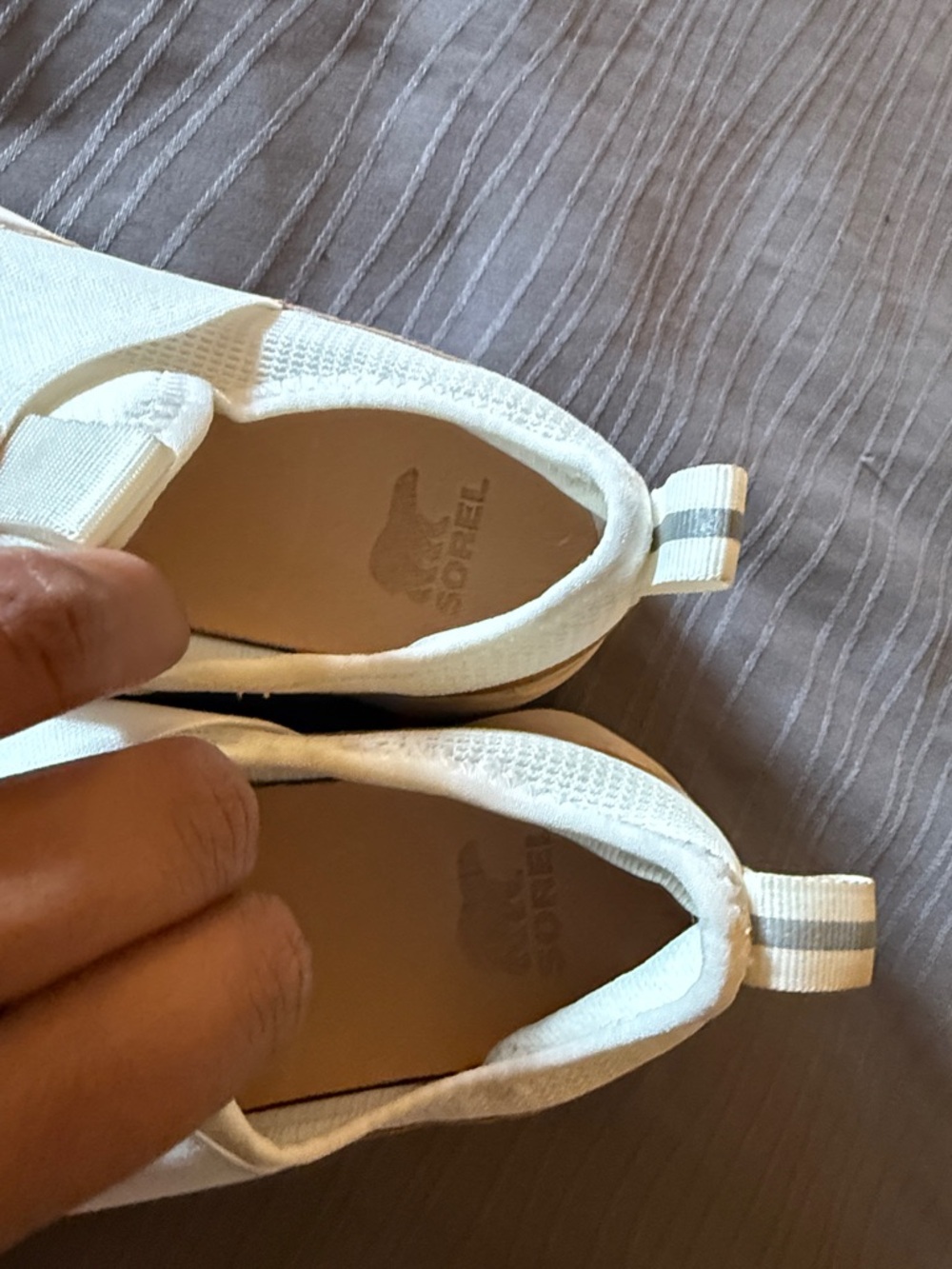 Sorel Women's Slip-On Athletic Sneakers in Cream Sz 5 impact kinetic - Picture 4 of 10